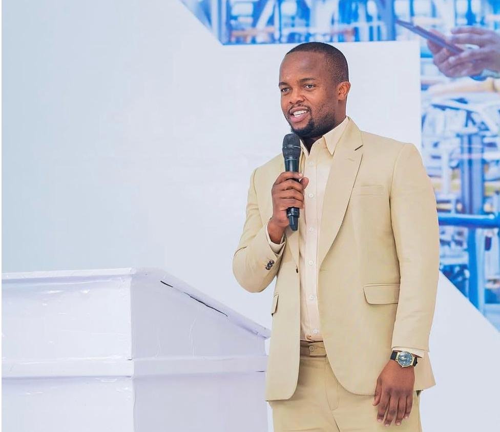 Reagan Sisty Chuwa speaking at a TransMara Gold event